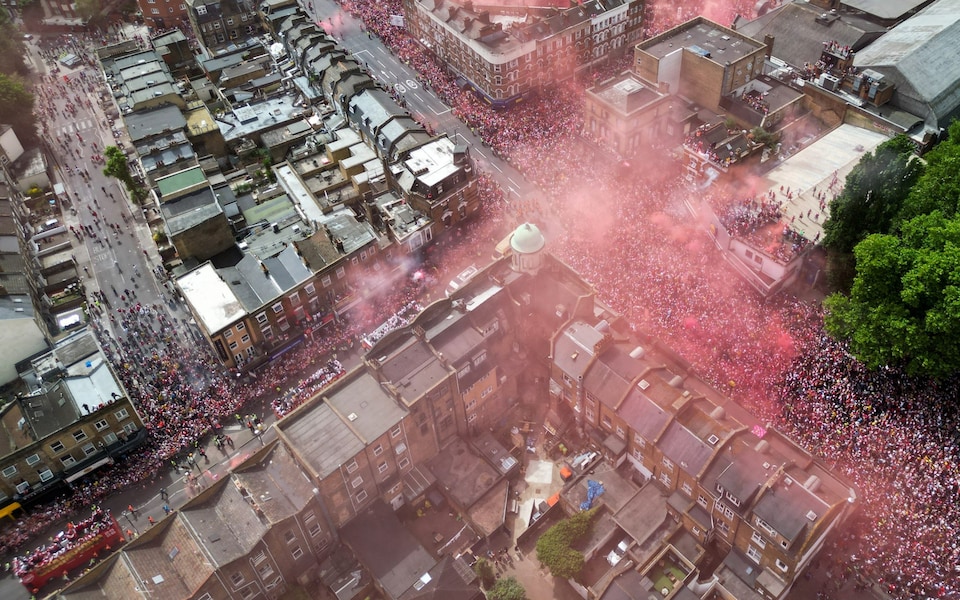 1 triệu người nhuộm đỏ London mừng Arsenal vô địch Ngoại hạng Anh - Ảnh 7.