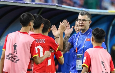 Brazilian coach enters history with Vietnam team after defeating Australia
