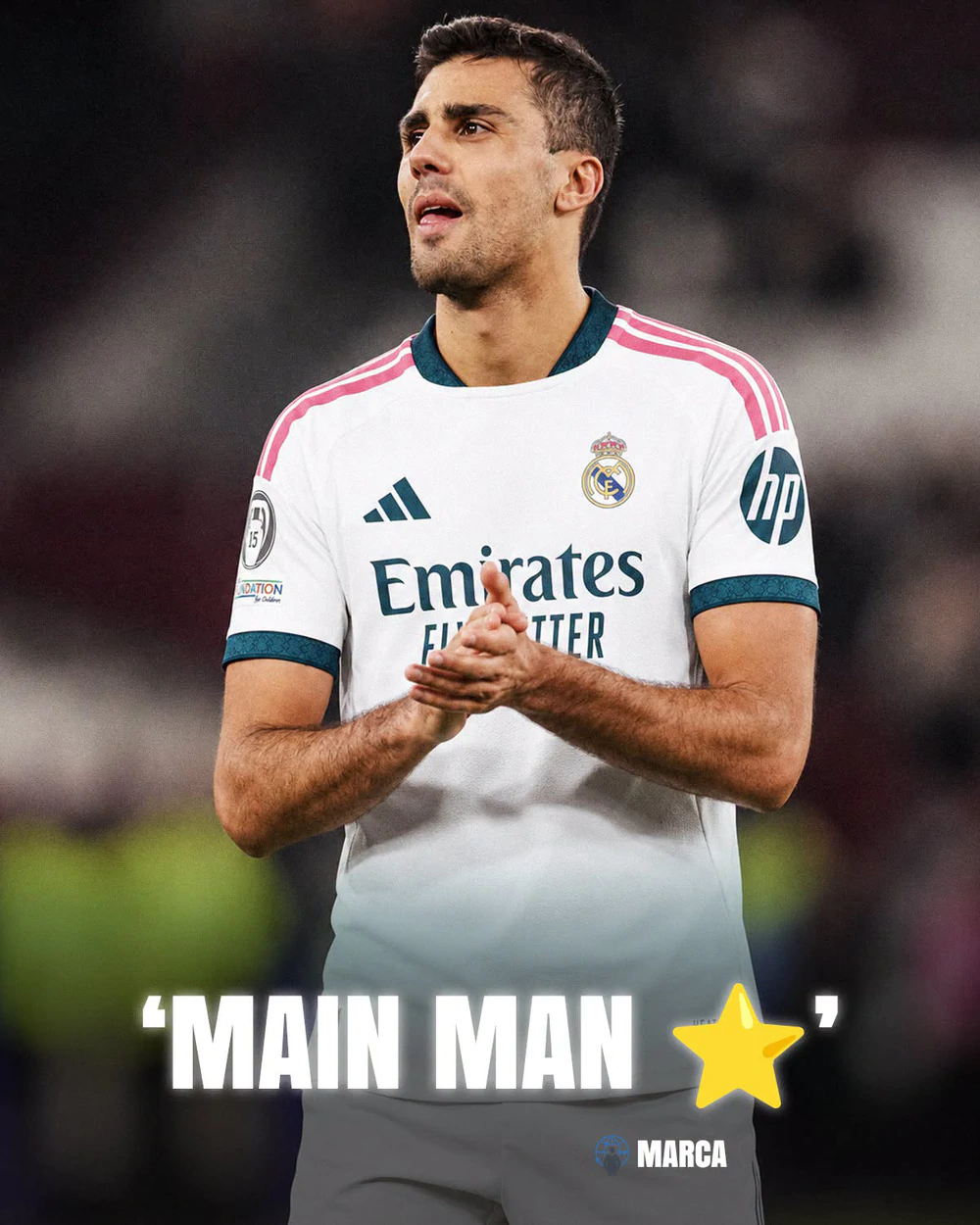 Barcelona đã 'cuỗm' Rodri khỏi tay Real Madrid như thế nào? - Ảnh 1. Barcelona đã 'cuỗm' Rodri khỏi tay Real Madrid như thế nào? - Ảnh 1.