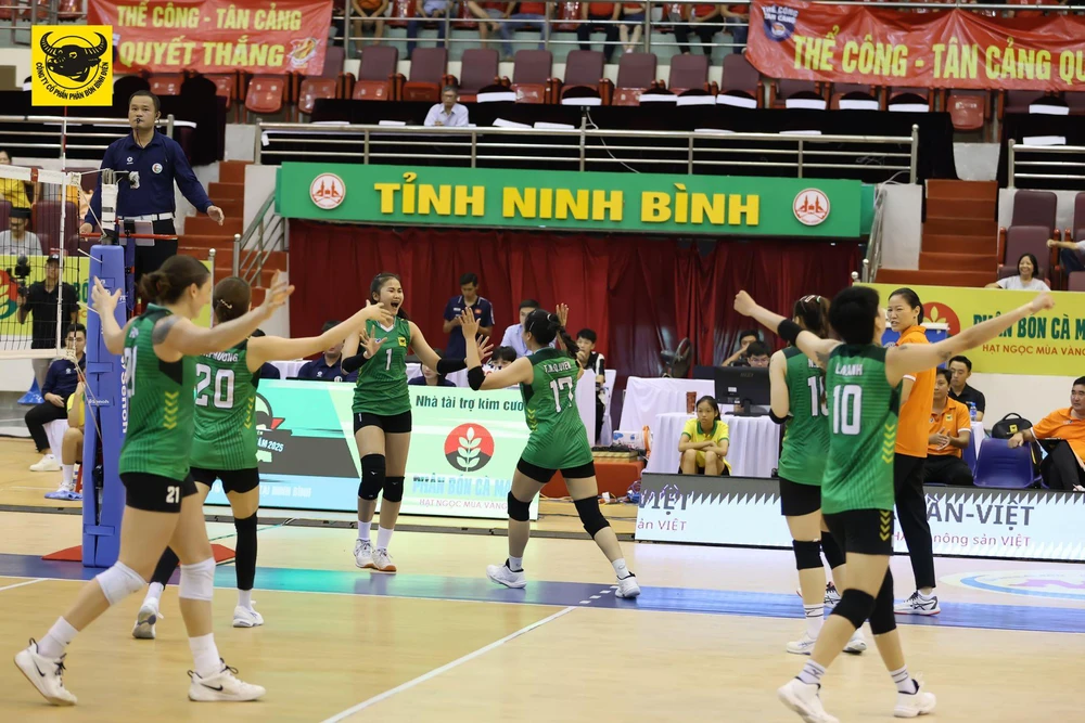 Kết quả bóng chuyền cúp Hoa Lư 2026 hôm nay ngày 21/3 - Ảnh 1. Kết quả bóng chuyền cúp Hoa Lư 2026 hôm nay ngày 21/3 - Ảnh 1.