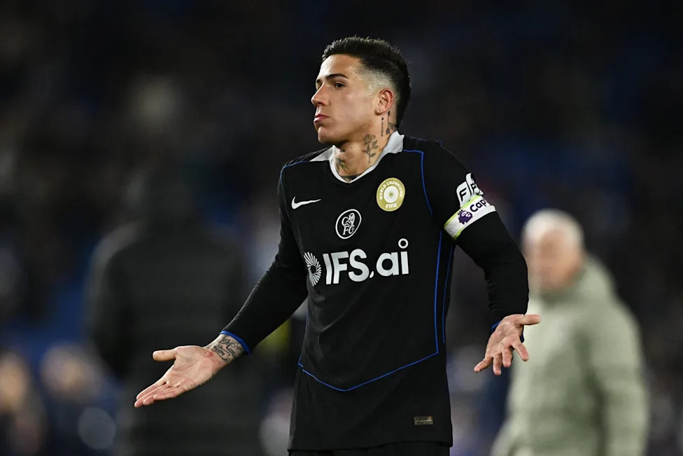 Thua đậm 0-3, Chelsea lập kỷ lục buồn sau 114 năm, ngày càng xa vé dự Champions League - Ảnh 1.