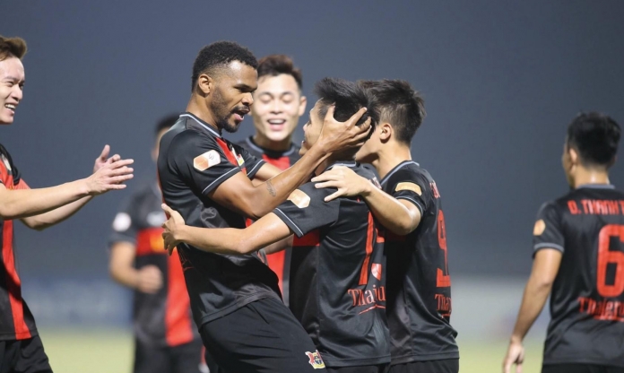 Lội ngược dòng trước Hải Phòng, Ninh Bình thẳng tiến Tứ kết Cúp Quốc gia