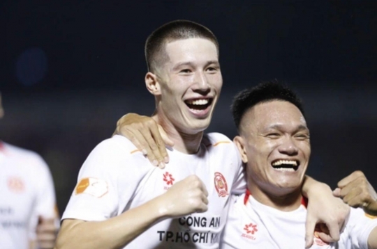 The 'Assassin' Recommended by Harry Kane to Come to Vietnam Admits Learning from Tien Linh