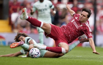 Wirtz and Isak both scored, but coach Iraola was still frustrated about one issue with Liverpool
