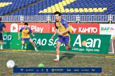 French-Vietnamese striker disappears after debut in V-League