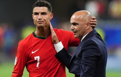 Portugal's Coach Shocks: Ronaldo's Participation in World Cup 2026 Uncertain