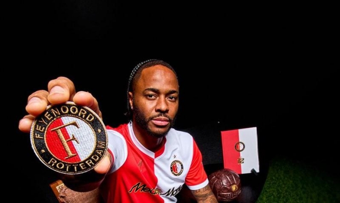 Vừa gia nhập đội bóng mới, cựu sao Chelsea đã bị cấm ra sân