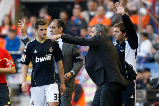 A statement from a Real Madrid legend that has Mourinho causing a storm.