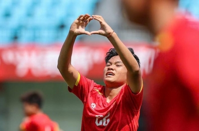 OFFICIAL: Quang Hai's son joins Vietnam national team for AFF tournament
