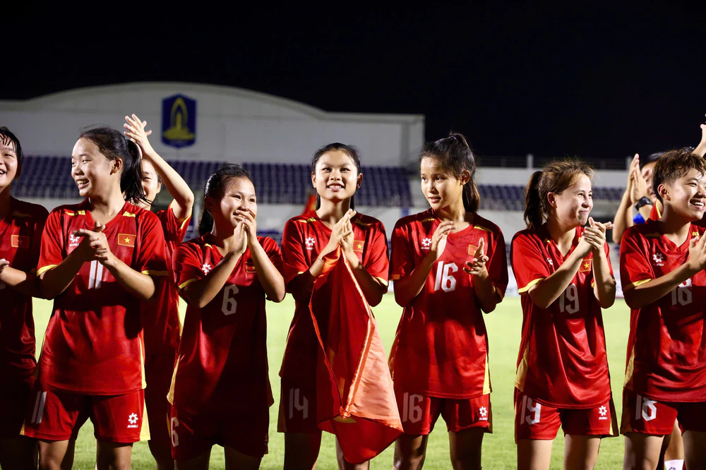 HLV Nhật Bản: 'U17 Việt Nam sẽ phân tích kỹ đối thủ tại VCK châu Á 2027' - Ảnh 2. HLV Nhật Bản: 'U17 Việt Nam sẽ phân tích kỹ đối thủ tại VCK châu Á 2027' - Ảnh 2.