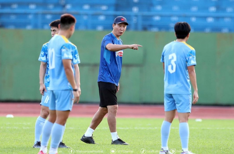Coach Kim Sang Sik makes a surprising decision regarding the Vietnam national team