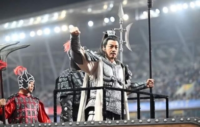 UNIQUE: Chinese football team invites Xiang Yu onto the field for a major victory