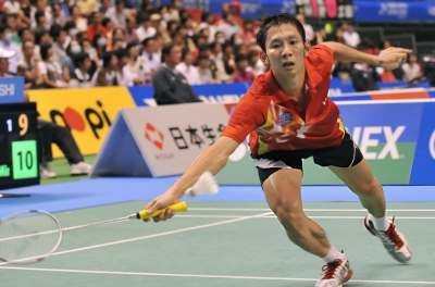 Nguyễn Tiến Minh defeats the world badminton legend, leaving his opponent in admiration