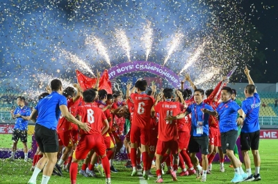 Vietnam U17 does not take a holiday break, determined to secure a World Cup ticket