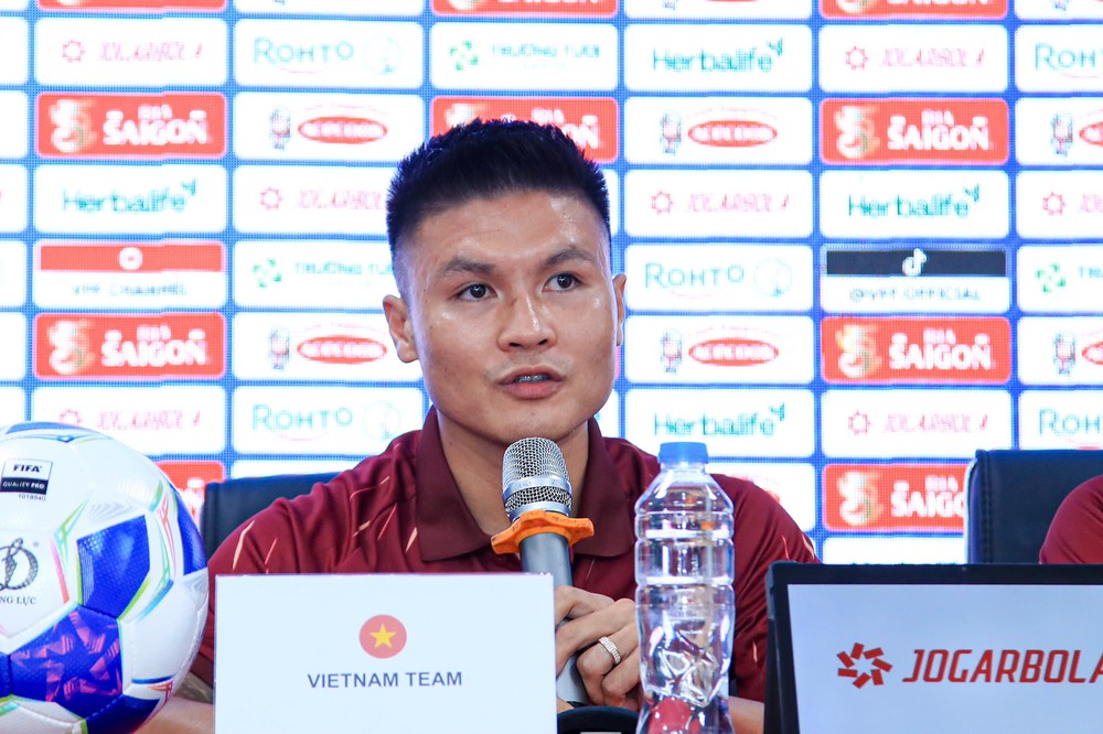 HLV Kim Sang Sik gửi thông điệp mạnh mẽ trước ASEAN Cup - Ảnh 2.