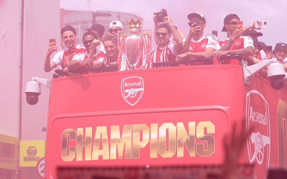 1 triệu người nhuộm đỏ London mừng Arsenal vô địch Ngoại hạng Anh - Ảnh 3.
