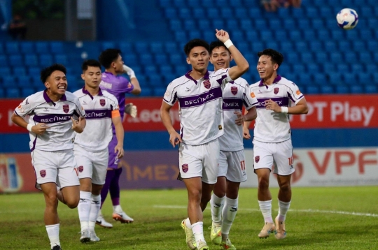 Vietnam's 2K striker consistently impresses coach Kim