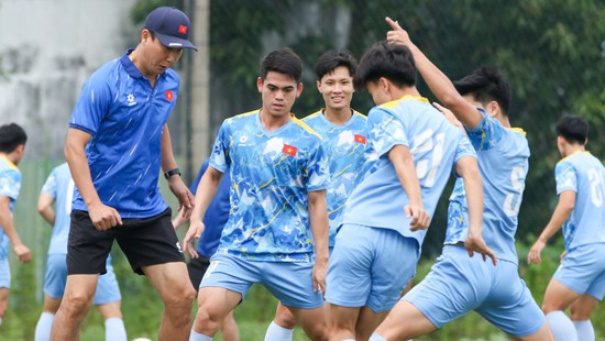 韩国教练金尚锡在面对东南亚运动会男足半决赛对阵菲律宾U22队前,收到了极佳的消息