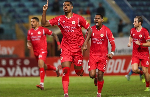 V-League 2025 - 2026: Exciting and unpredictable at both ends of the standings