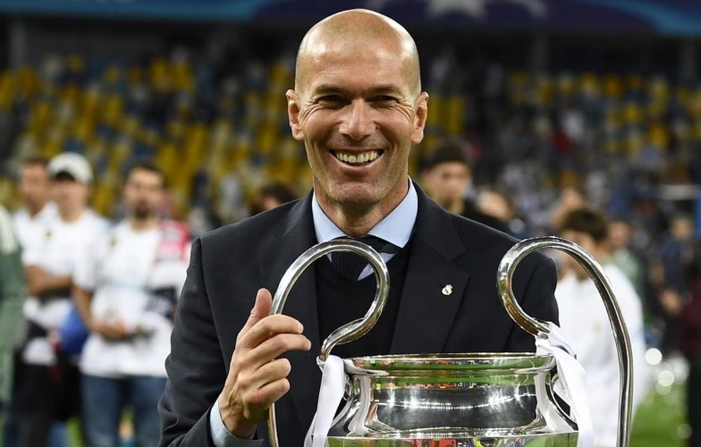 After 3 years, Zidane officially returns to the pitch