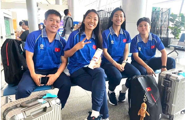 Vietnam Women's National Team departs for Thailand to compete in SEA Games 33