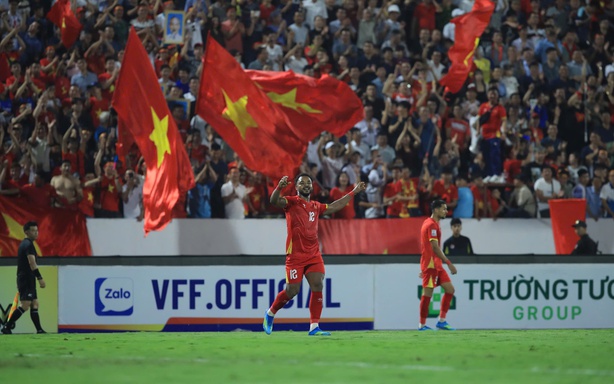 Vietnam national team and Coach Kim Sang Sik's golden opportunity
