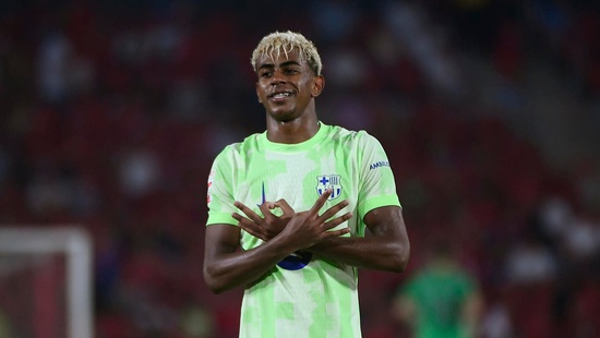 Lamine Yamal sets his sights on the Ballon d&#39;Or.