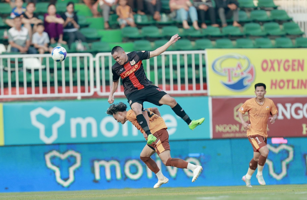 Nghịch lý HLV Vũ Tiến Thành và HAGL - Ảnh 1. Nghịch lý HLV Vũ Tiến Thành và HAGL - Ảnh 1.