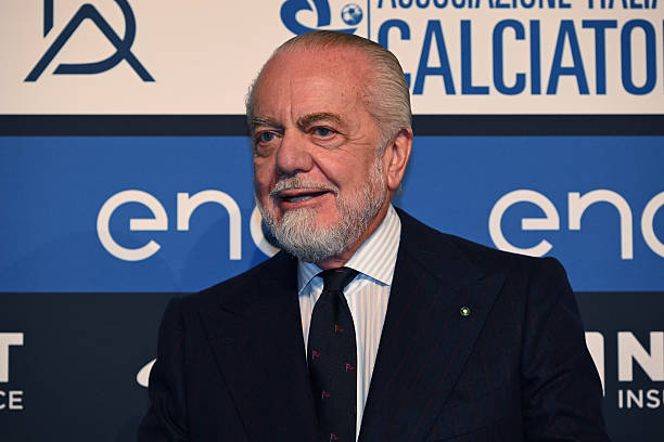 Chủ tịch Napoli, Aurelio De Laurentiis, đã đưa ra hàng loạt đề xuất cải tổ mang tính “cách mạng” đối với bóng đá Chủ tịch Napoli, Aurelio De Laurentiis, đã đưa ra hàng loạt đề xuất cải tổ mang tính “cách mạng” đối với bóng đá