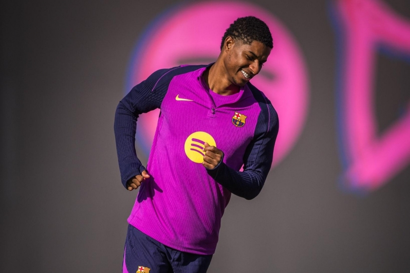 Ngôi sao Barcelona bị chỉ trích sau trận đấu siêu kinh điển 730278