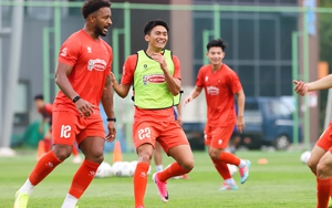 Viet Cuong is excited to partner with Xuan Son on the Vietnam national team.