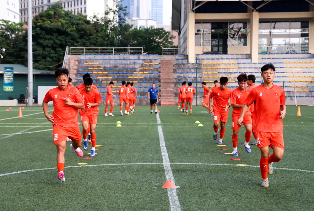 Xem trực tiếp bóng đá U15 Việt Nam vs U15 Bosnia ở đâu? Kênh nào của Việt Nam trực tiếp? - Ảnh 1.