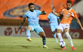 Hot Vietnamese football news today, March 19: Xuan Son eagerly anticipates partnering with Hoang Hen; Nguyen Hoang surprised by Vietnamese-origin teammate.