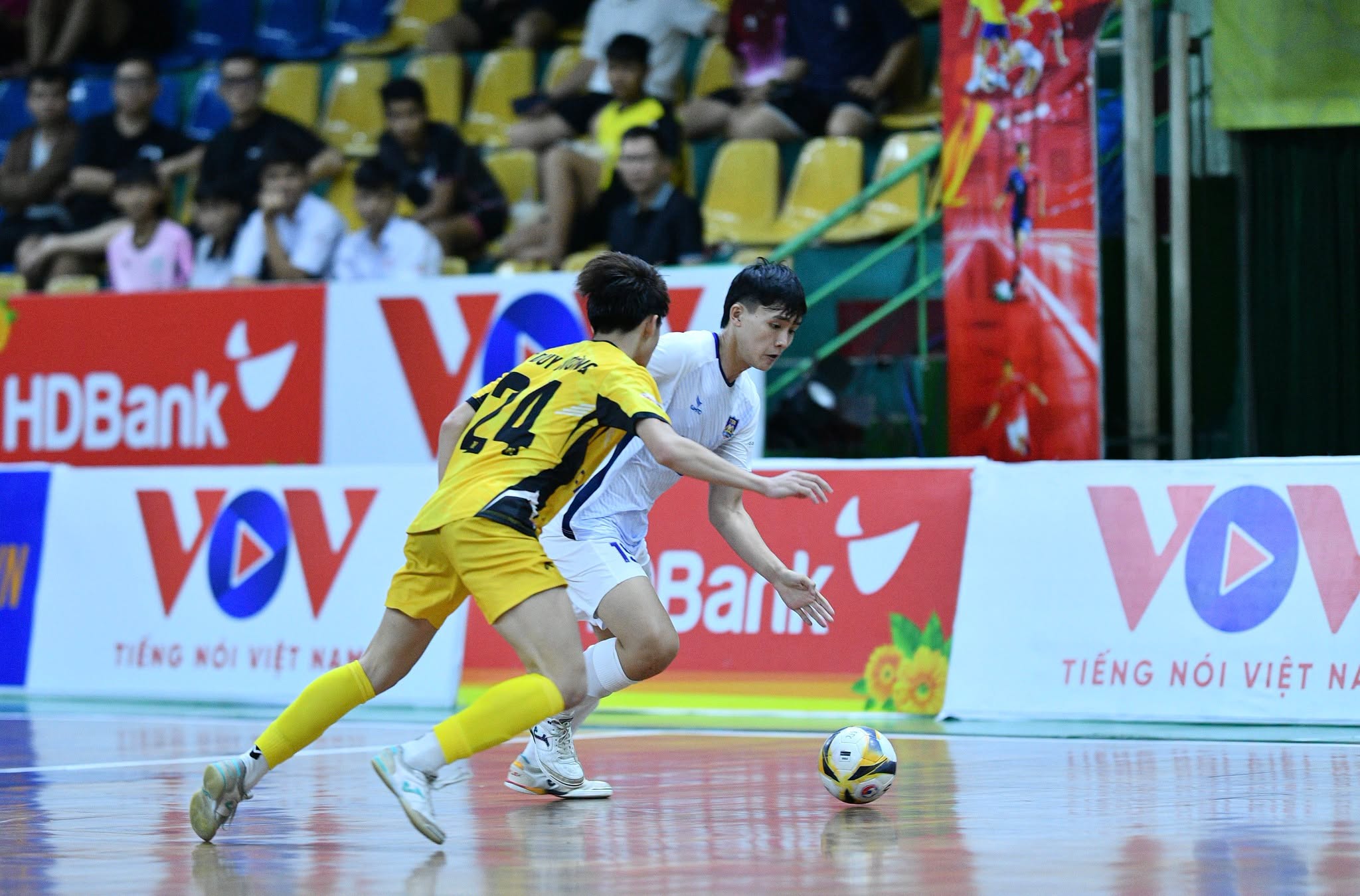 Tin nóng bóng đá Việt hôm nay 11/9: U23 Việt Nam chia tay cầu thủ trước Asiad; Quang Hải quyết tâm ở AFC Champions League - Ảnh 3.