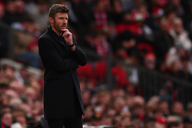 Carrick có thể cân nhắc quay lại các buổi tập kéo dài hơn, điều chỉnh thêm chế độ tập luyện sau thất bại 1-2 của MU trước Newcastle