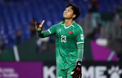 U23 Vietnam's No.1 goalkeeper causes a stir ahead of ASIAD