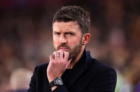 Not Carrick, MU targets Champions League-winning coach