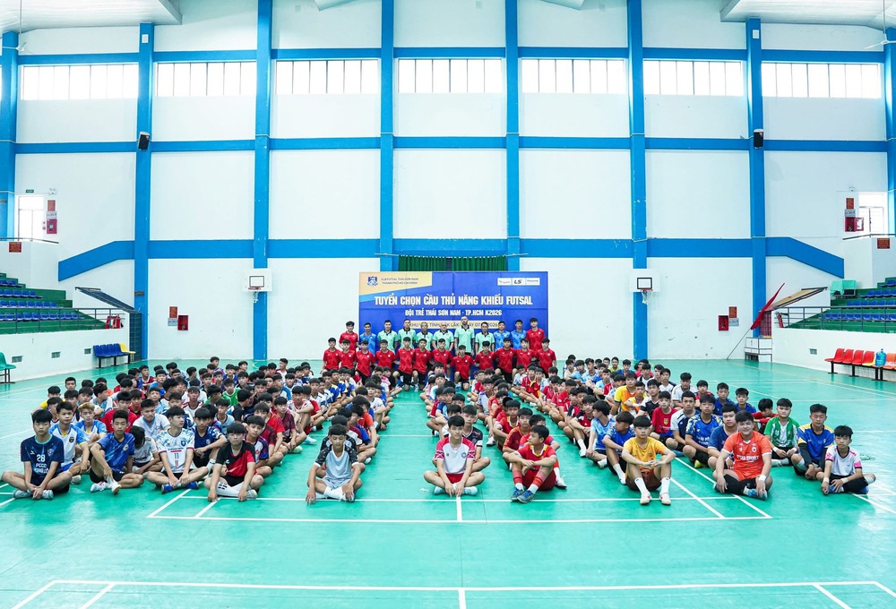Hồ Văn Ý, Đức Hòa truyền cảm hứng cho thế hệ futsal trẻ Việt Nam - Ảnh 1.
