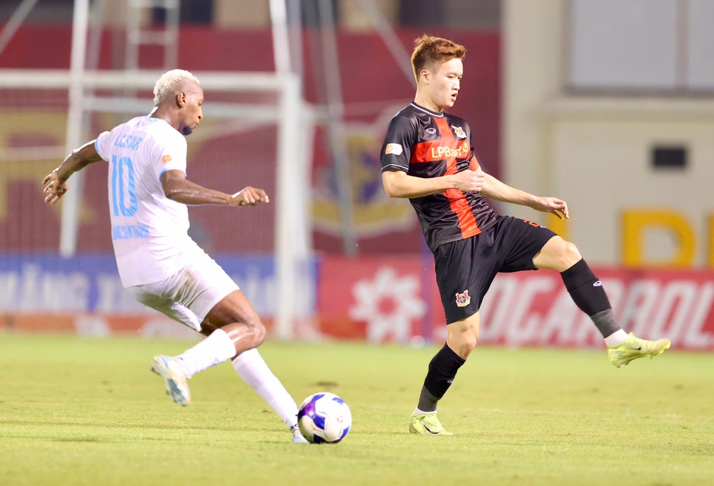 Vòng 14 LPBank V-League 2025/26: “Derby” Thủ đô và cuộc chiến khó đoán ở Thiên Trường - Ảnh 1. Vòng 14 LPBank V-League 2025/26: “Derby” Thủ đô và cuộc chiến khó đoán ở Thiên Trường - Ảnh 1.