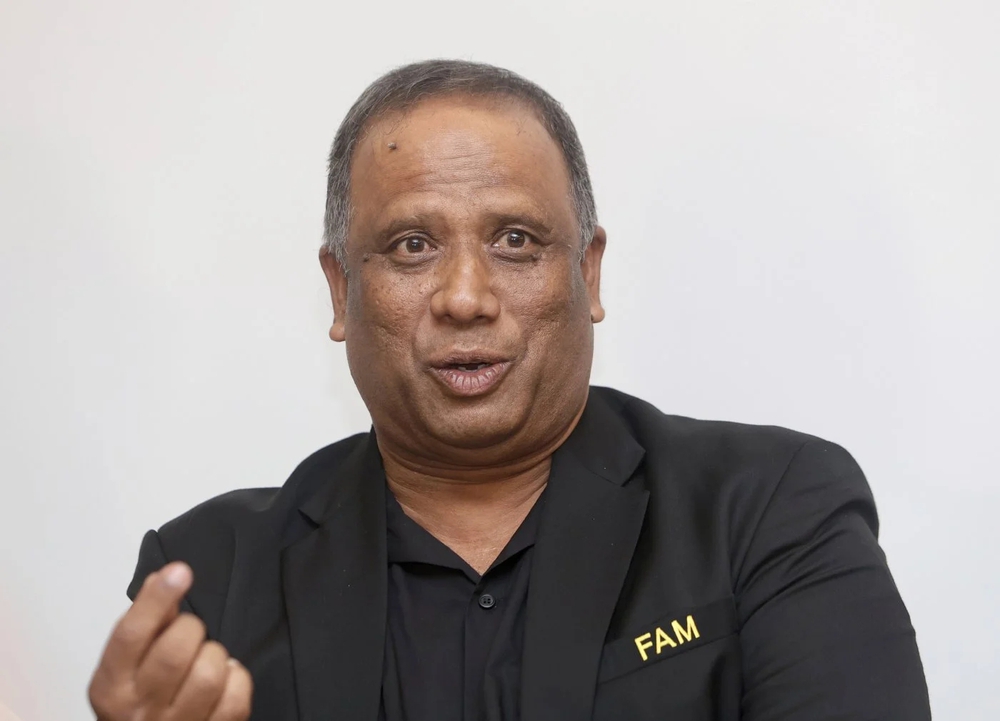 HLV Malaysia tin có thể đánh bại đội tuyển Việt Nam dù thiếu 7 cầu thủ nhập tịch - Ảnh 1.