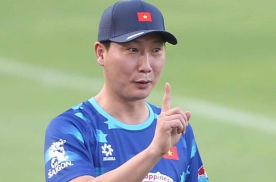 Football Hot News Lunchtime 23/6: Vietnam National Team Quietly Undergoes Transformation