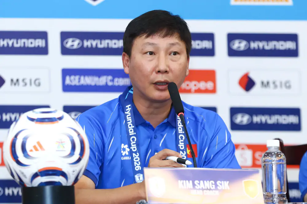 HLV Kim Sang Sik: 'Đội tuyển Việt Nam có lợi thế về ngày nghỉ' - Ảnh 1. HLV Kim Sang Sik: 'Đội tuyển Việt Nam có lợi thế về ngày nghỉ' - Ảnh 1.