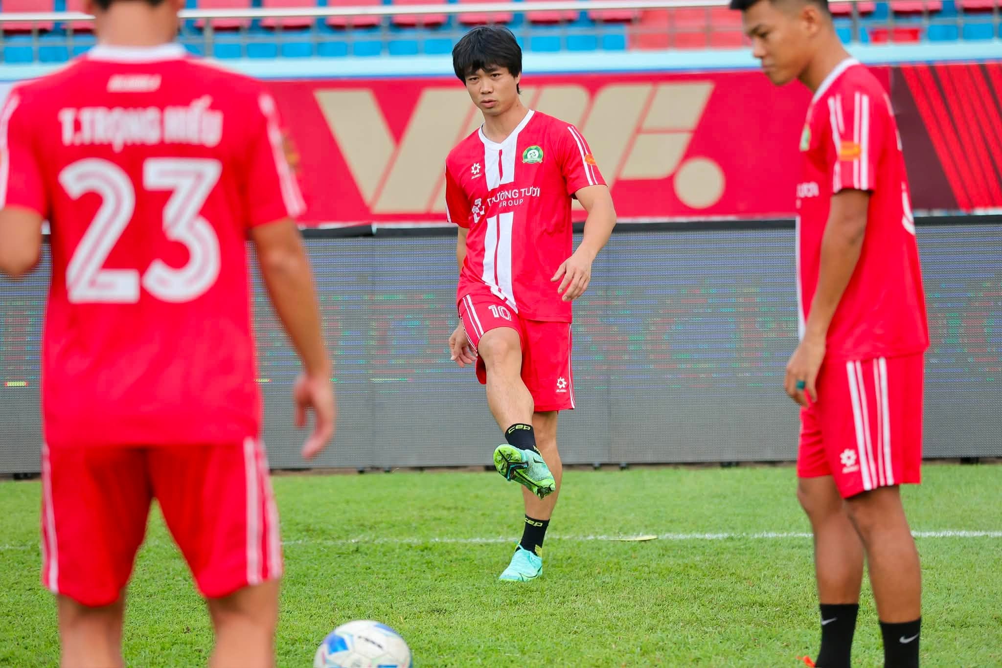 Tin nóng bóng đá Việt hôm nay 5/9: U20 Việt Nam quyết tâm trước trận gặp U20 Iran; Duy Mạnh cập nhật tình hình chấn thương tại Mỹ - Ảnh 3. Tin nóng bóng đá Việt hôm nay 5/9: U20 Việt Nam quyết tâm trước trận gặp U20 Iran; Duy Mạnh cập nhật tình hình chấn thương tại Mỹ - Ảnh 3.