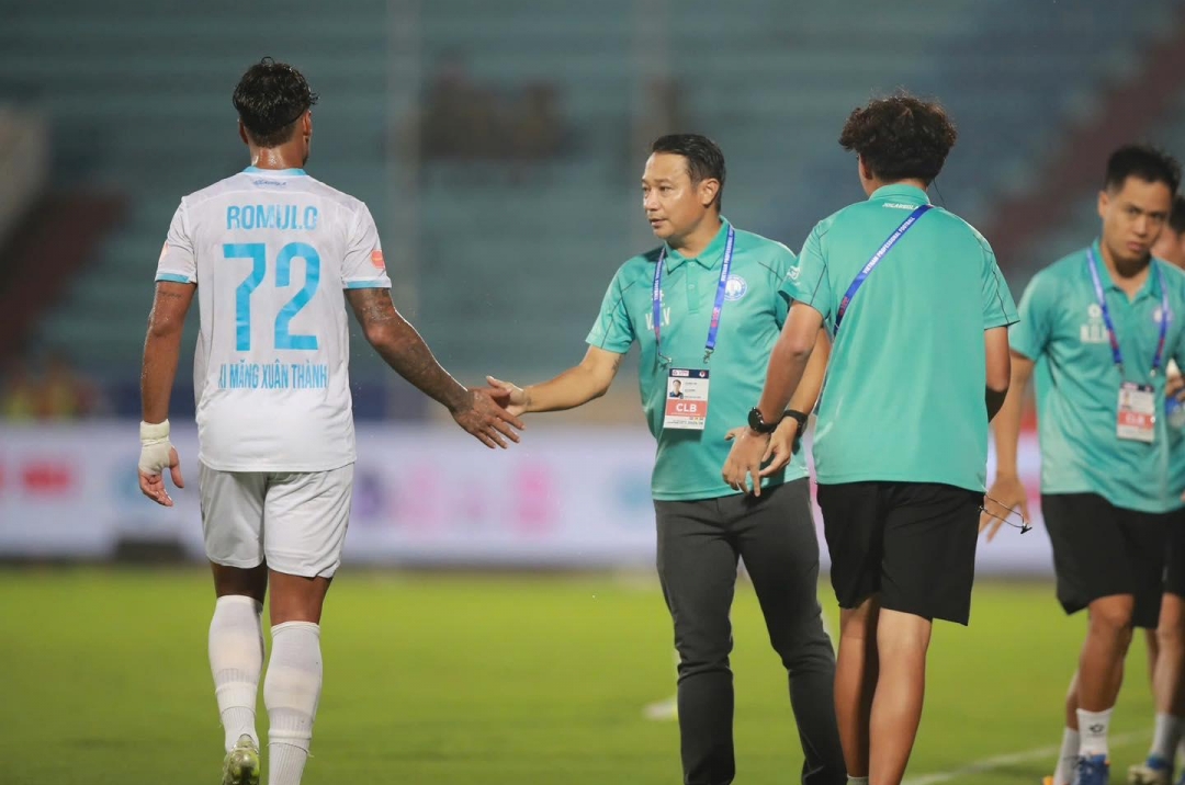 The major issue facing the defending champions Nam Dinh