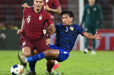 Hot football news afternoon 5/8: Lao player sets unprecedented record