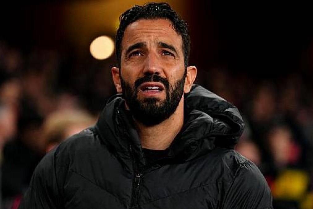 Ruben Amorim broke down in tears while bidding farewell to his players