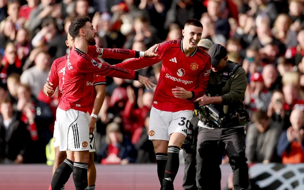 Newcastle - MU: Two Opposing Worlds at St James' Park