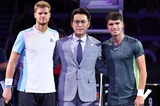 Live stream link for Carlos Alcaraz vs Yannick Hanfmann, 10:00 AM today, January 21