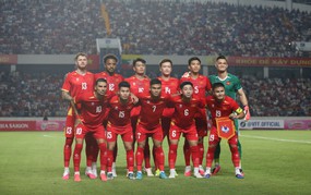 Hot Vietnamese football news today, July 20: Vietnam national team departs for Asean Cup; Bac Ninh FC parts ways with 13 players
