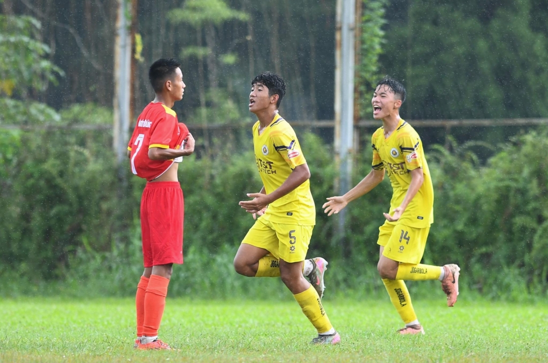 The historic League tournament of Vietnamese football has officially begun.